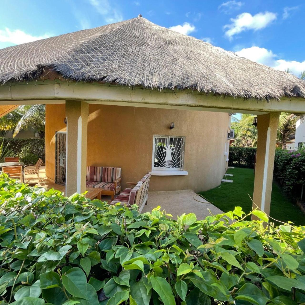 Agence Adjana Resort - Residence Du Port 3 Sali Tapé 객실 사진