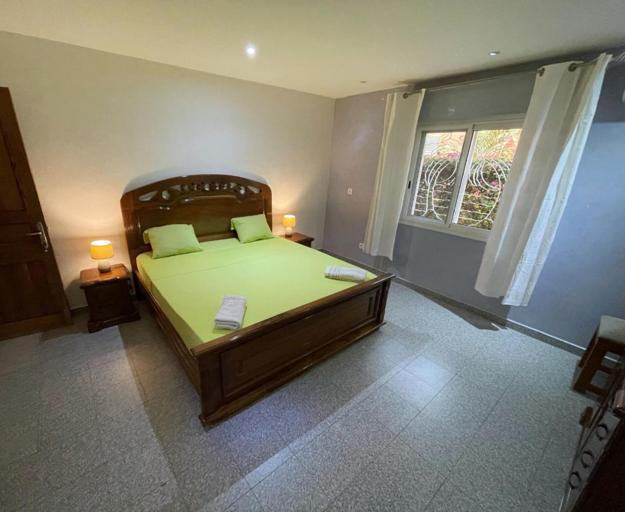 Agence Adjana Resort - Residence Du Port 3 Sali Tapé 객실 사진