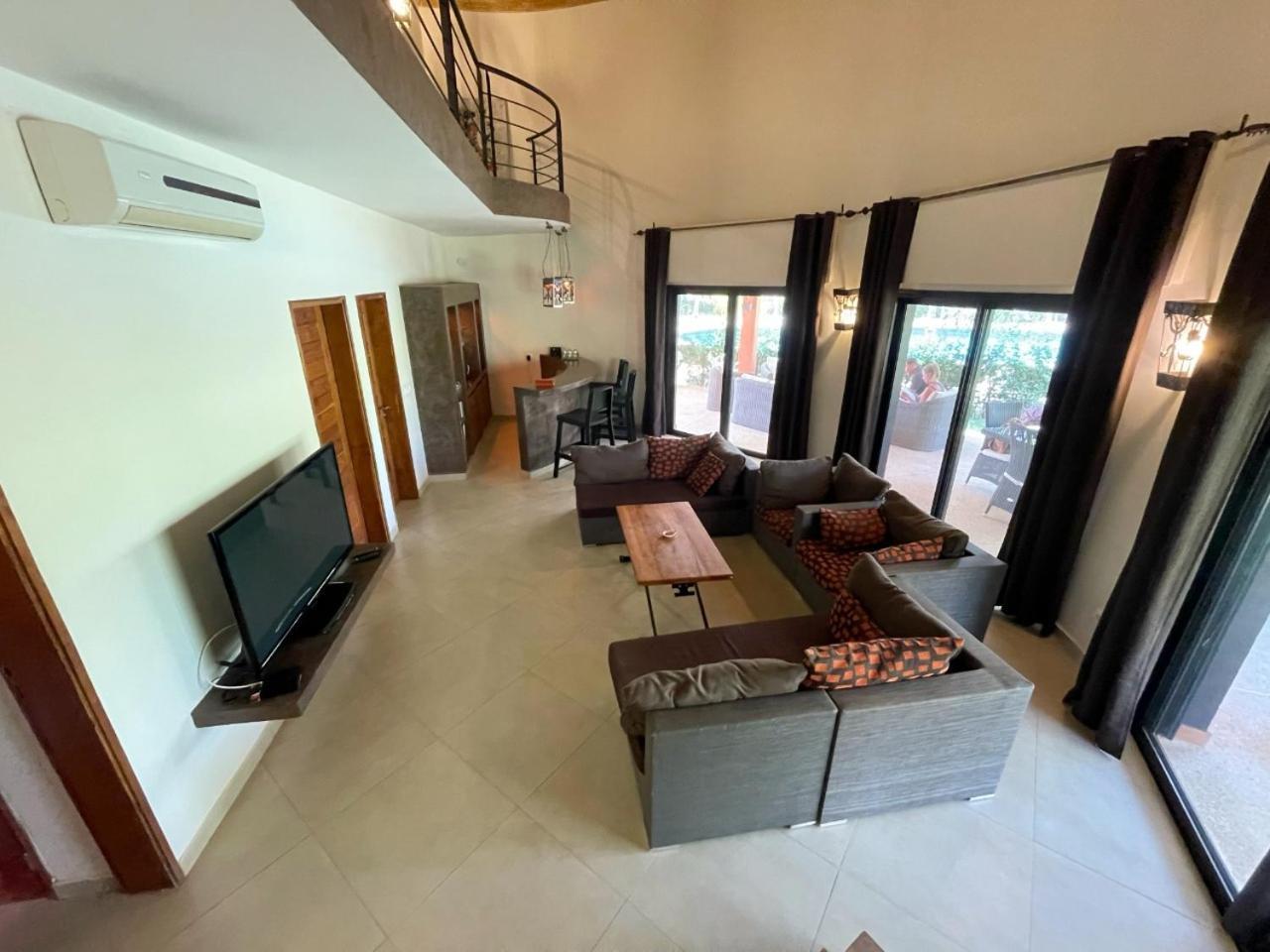 Agence Adjana Resort - Residence Du Port 3 Sali Tapé 객실 사진