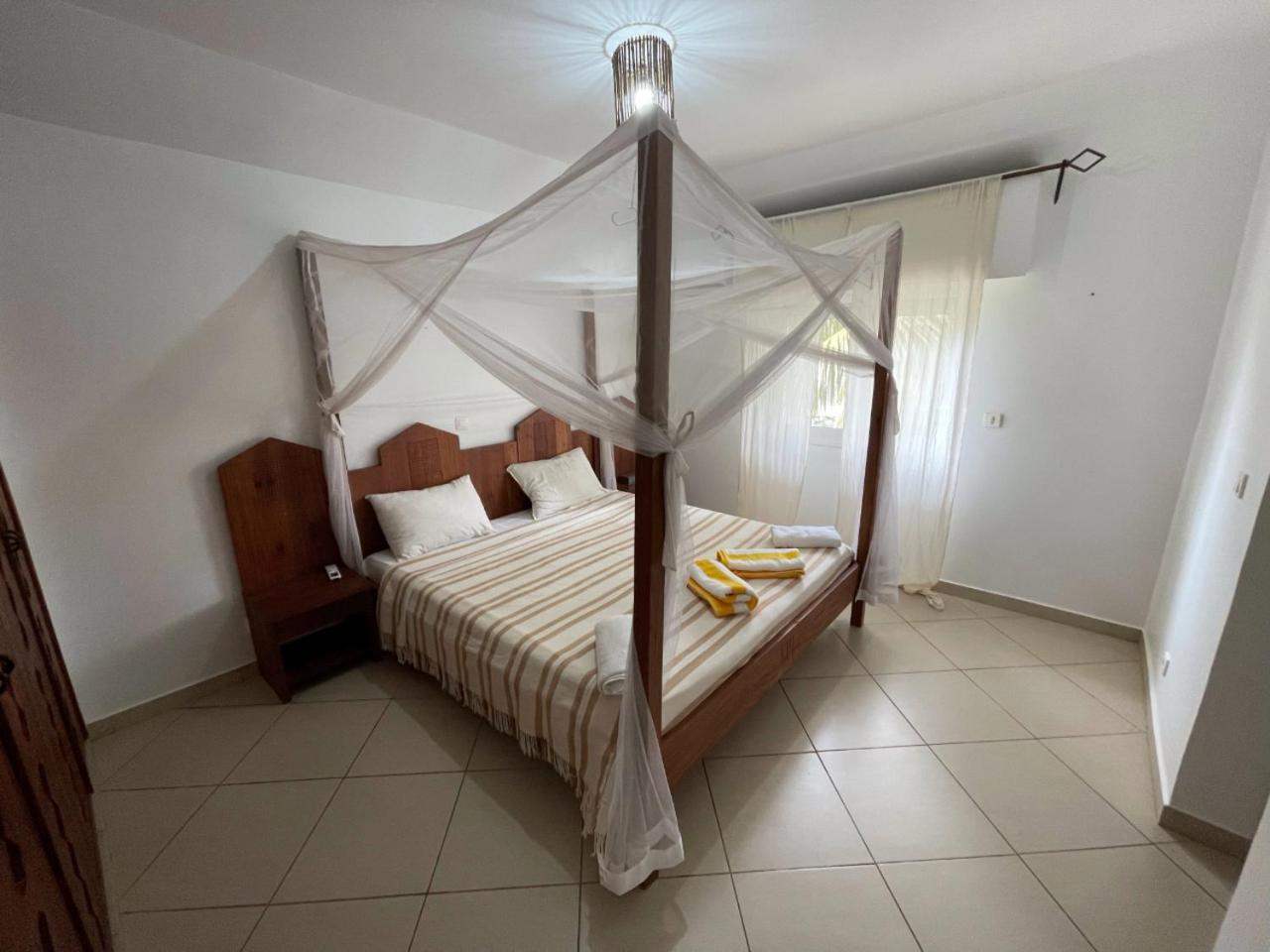 Agence Adjana Resort - Residence Du Port 3 Sali Tapé 외부 사진
